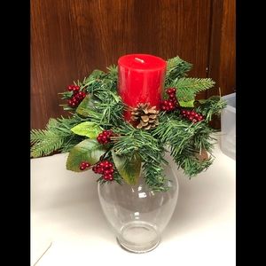 Home Interiors-Ch Christmas pine with candle decor